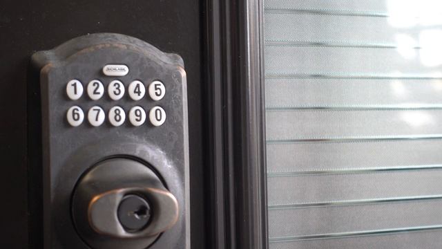 How to Enable Vacation Mode on Schlage Door Lock смотреть онлайн
