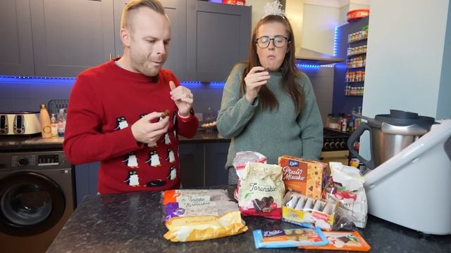 A Polish Christmas Gingerbread Taste Testing! смотреть онлайн