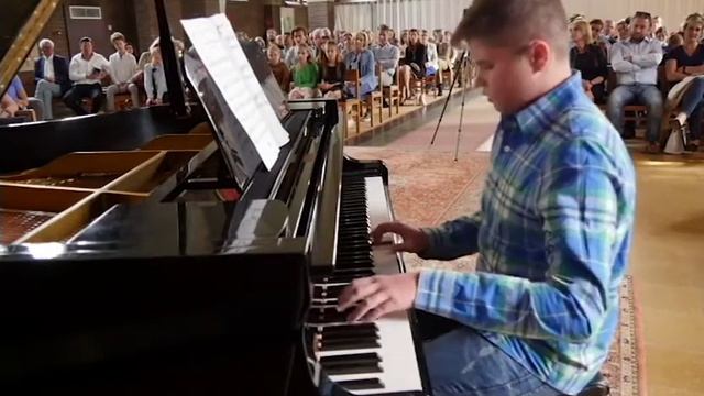 In the Hall of the Mountain King van Grieg door Fabian ! смотреть онлайн