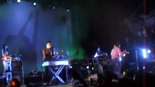 Passion Pit Take a Walk live at the back yard 9.15.12 смотреть онлайн