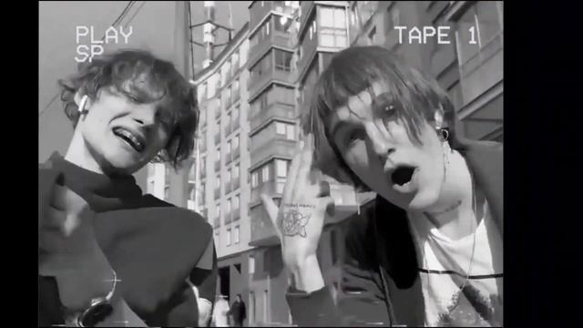 Avenuepain,GUYWHICHWRITES - Монстры в Париже (le Clip Musique Officiel ахаха)