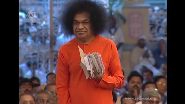 162 - Radhika Jeevana | Radio Sai Bhajans смотреть онлайн