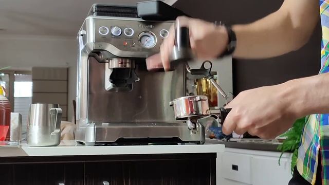 Breville Barista Express BES860 test, 23/11/2020, Mike смотреть онлайн