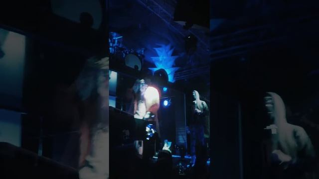 Сходил на концерт Big Russian Boss и Young P&H смотреть онлайн