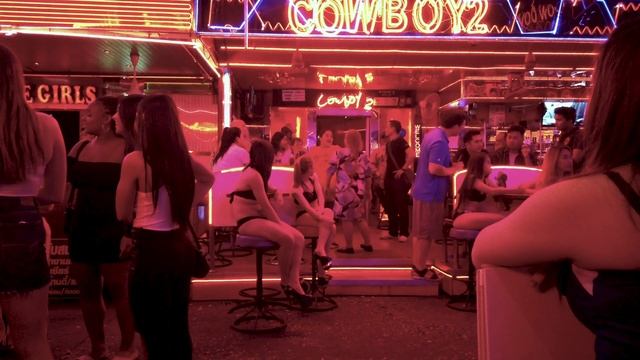 Soi Cowboy... Bangkok, Thailand ( バンコク ) ( 방콕 ) ( 曼谷 )