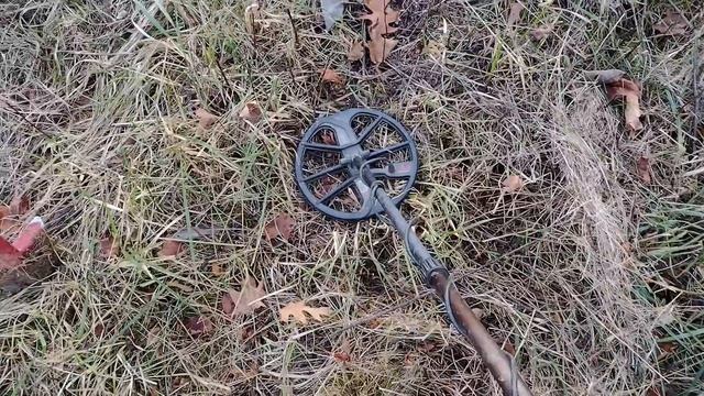 Metal Detecting INSANE HUNTS and tons of OLD COINS at OLD homes and CELLAR holes! смотреть онлайн
