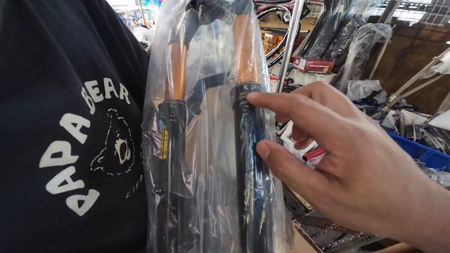 ITO NA INAANTAY NYO ANG DAMING BIKE PARTS NA AVAILABLE DITO SA LATAGAN QUIAPO MANILA! SWAK SA BUDGE