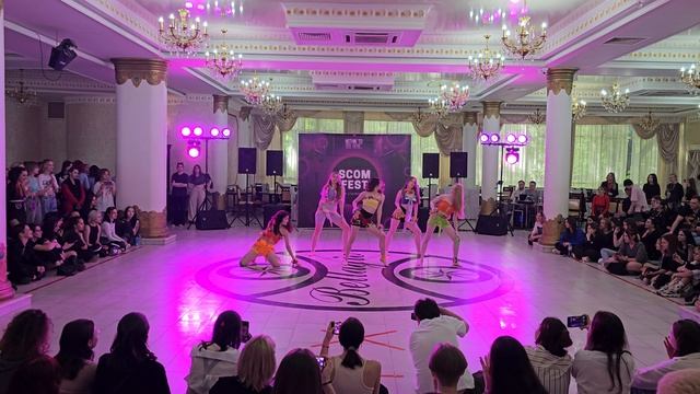 liysan | LE SSERAFIM — SMART | SCOM FEST 2024 SPRING Ставрополь смотреть онлайн
