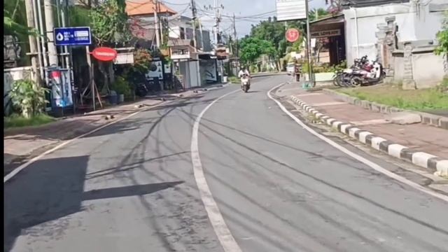PANTAI BATU BOLONG buka lagi смотреть онлайн