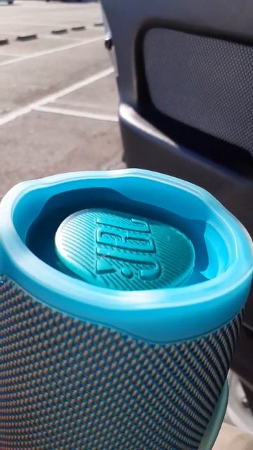 JBL Charge 4 GG Bass Test #Shorts смотреть онлайн