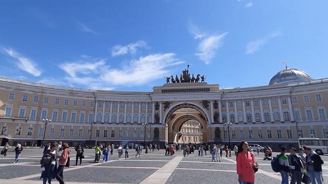 Дворцовая площадь, 19.07.2022г. смотреть онлайн
