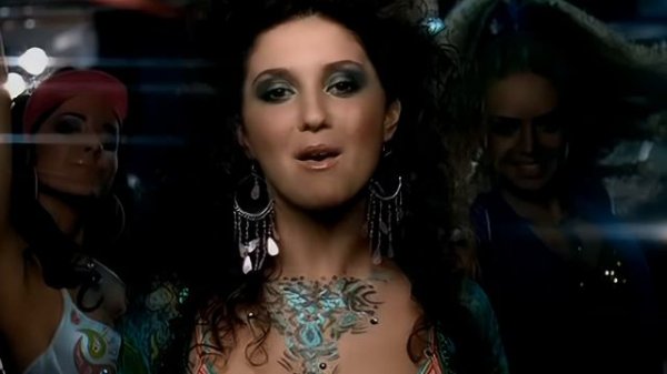 Ассорти - Красивая любовь (4K-Upscale) 2005