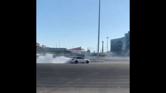 Дрифт под песню мне 13 да тупой но зато богатый