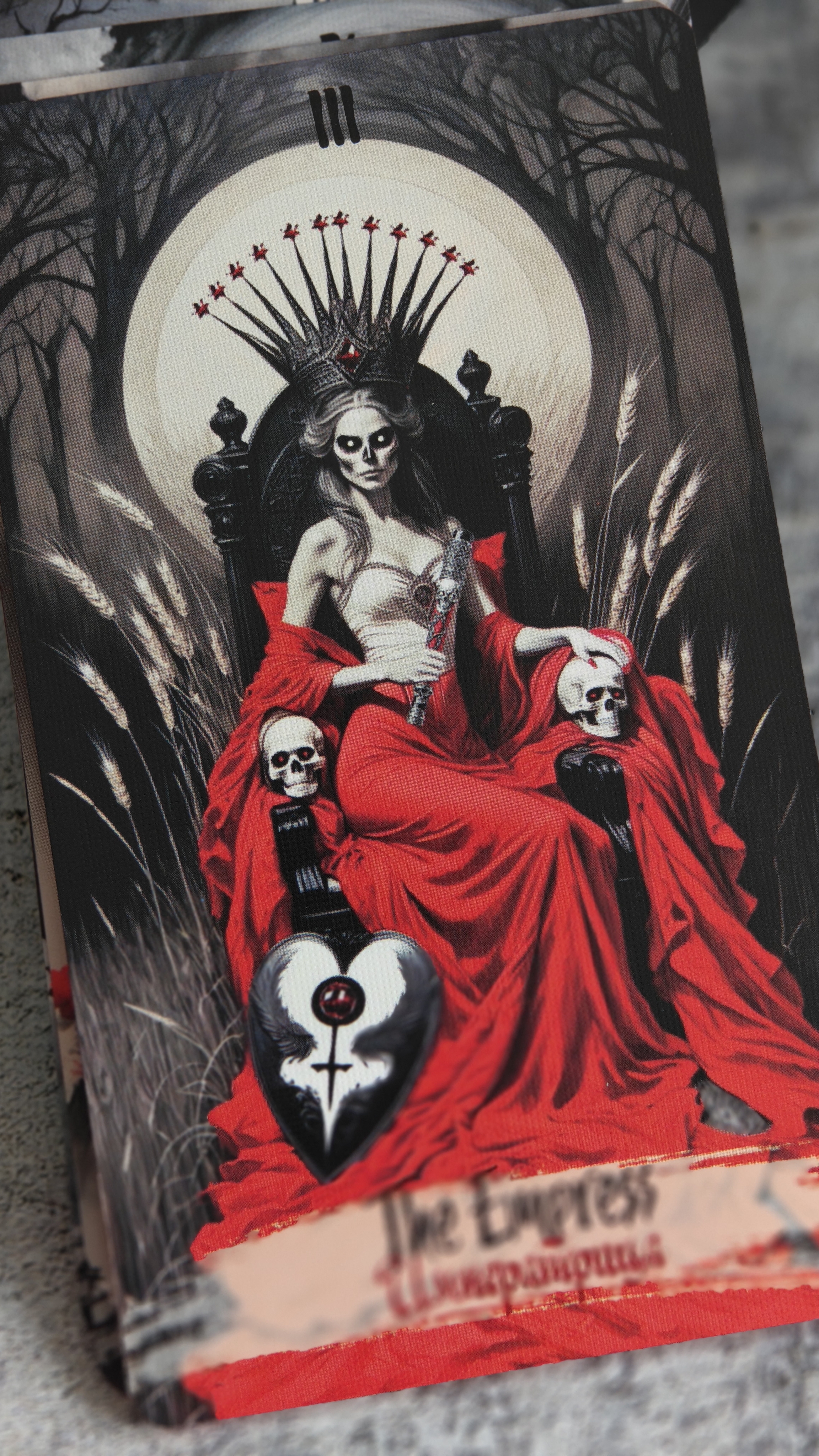 Red Robe Tarot смотреть онлайн