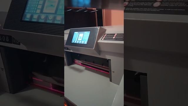 Gilotyna Boway 4608 смотреть онлайн