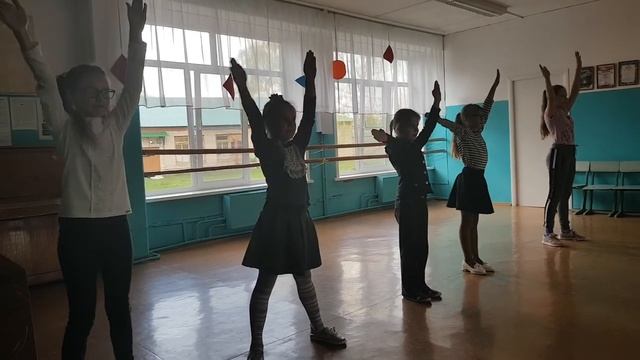 Репетиция танцевальной зарядки лагерь 2019 смотреть онлайн