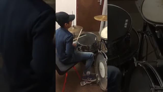 LK Rudolf LK Maco Drum Solo смотреть онлайн