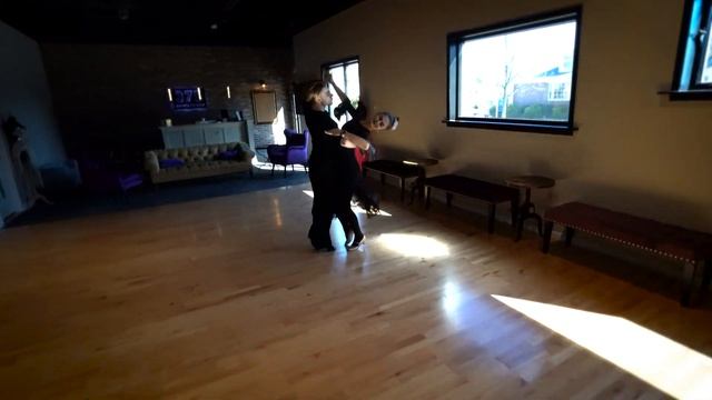 Erik and Shelly Linder - Viennese Waltz | Angeline - DJ Maksy (Viennese Waltz / 59 Bpm) смотреть онлайн