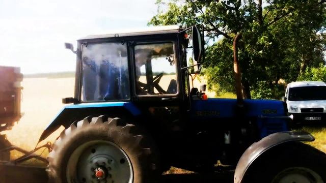 1-День Уборка 2017 John Deere 2266 extra , Mtz 952.2 смотреть онлайн
