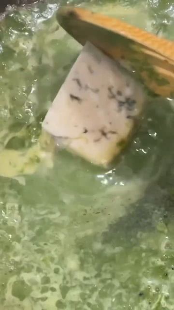 Spinach and blue cheese pasta 🤌 смотреть онлайн