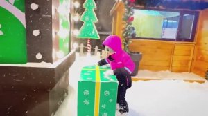 КИРА  В СНЕЖНОМ ПАРКЕ