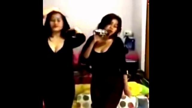 Pamela Duo Serigala Foto Topless Bikin Heboh Media Sosial смотреть онлайн