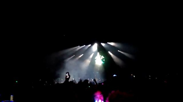 Above & Beyond - Walter White @ Bill Graham SF смотреть онлайн