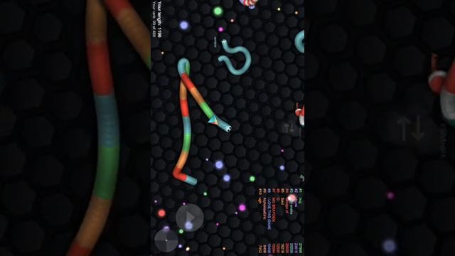 Slither.io на телефоне играем