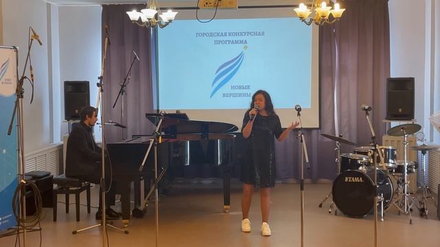 A tisket, a tasket (Ella Fitzgerald). Caver смотреть онлайн