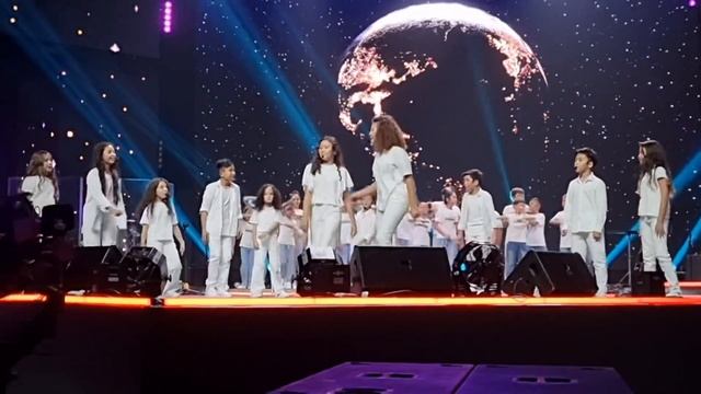 «We Are the World “ Талантливые дети Bibi studio и Senim. смотреть онлайн