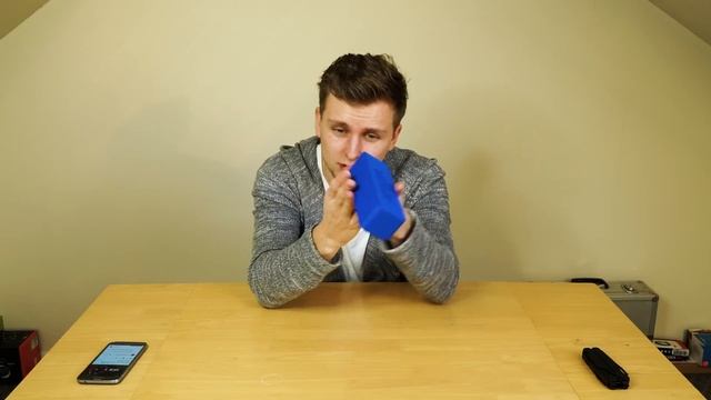 Best Budget Bluetooth Speaker In The World? // ANKER SoundCore смотреть онлайн