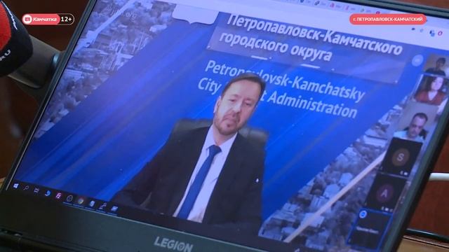 Первая пресс-конференция мэра смотреть онлайн