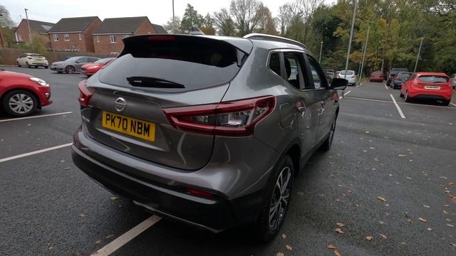 Nissan Qashqai | 1.3 DiG-T N-Connecta 5dr [Glass Roof Pack] | Silver смотреть онлайн
