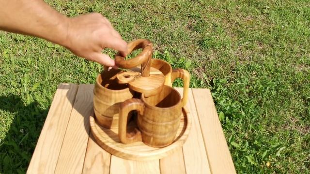 Набор кружек из грецкого ореха. Walnut Mug Set