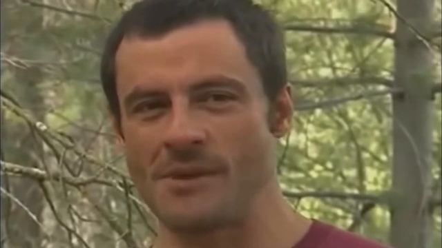 Анатолий он рабочий. Из беларуси 🇧🇾