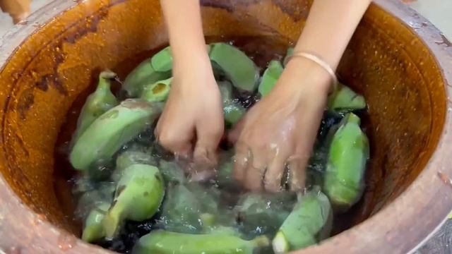 Smart Girl Pich Make Crispy Pickled Guava With Country Style - Cooking With Sreypich