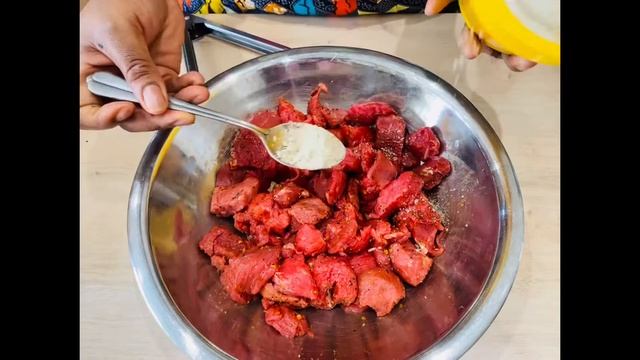 Nouvelle recette ya ngombe (Beef Stroganoff à la congolaise) смотреть онлайн