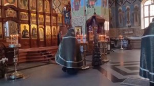 ВЕЛИКИЙ ЧЕТВЕРГ: СЛУЖБА 12-ТИ ЕВАНГЕЛИЙ