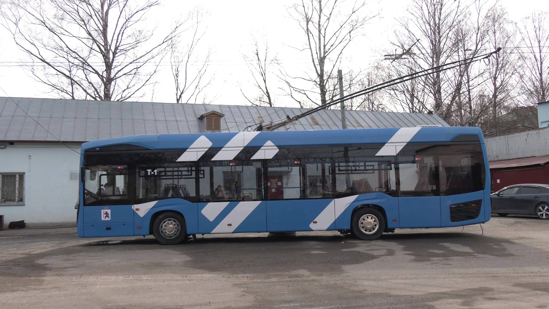 Йошкаролинцы прокатились на новом троллейбусе с автономным ходом смотреть онлайн