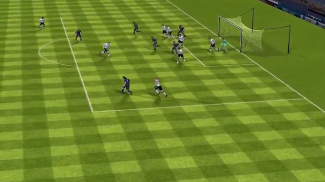 FIFA 13 iPhone/iPad - Valencia CF vs. Real Madrid смотреть онлайн