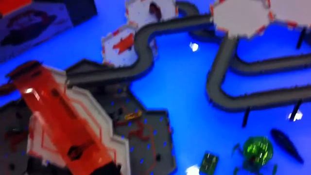 #HEX bugs look like leeches! смотреть онлайн