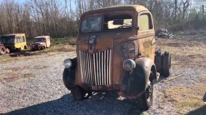 Вот это да! Нашли авто 1942 года! Заведется ли?!