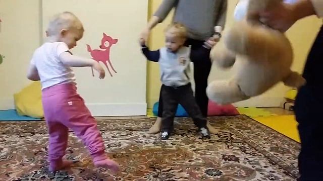 Я бурый медвеженок, меня должны вы знать! 16.12.15 смотреть онлайн