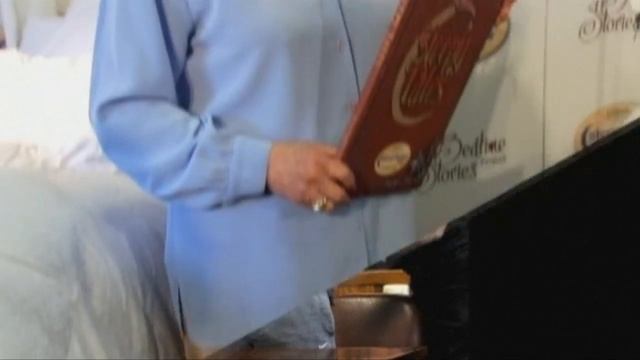 Бетти Уайт идет к морпехам, а Джа Рул - за решетку смотреть онлайн