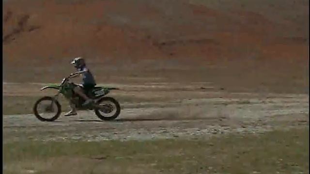 first ride on friends 250f race bike смотреть онлайн