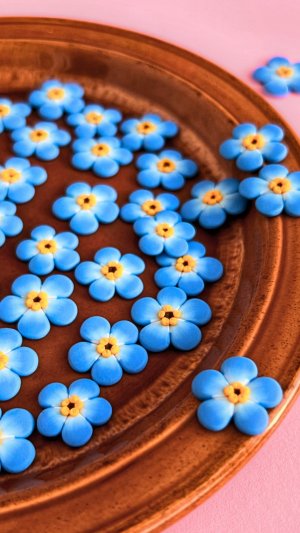 Цветы Незабудки из полимерной глины