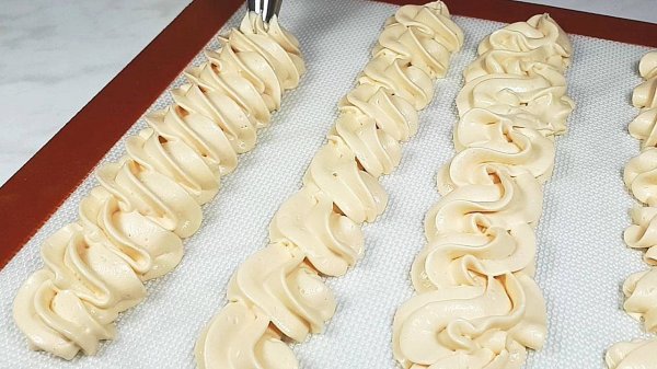 🔥 КРЕМ-БОМБА ИЗ 3 ИНГРЕДИЕНТОВ! Самый вкусный для тортов и пирожных — рецепт на все случаи! 🔥