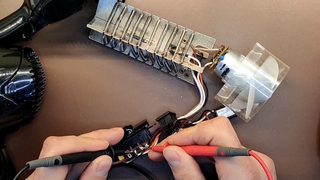Ремонт фену ROWENTA CV4555 смотреть онлайн