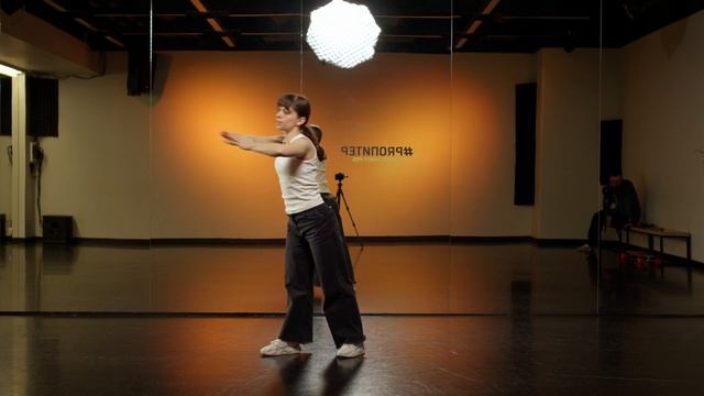 Хореография по WAVING для начинающих | ЭЛЬМИРА смотреть онлайн