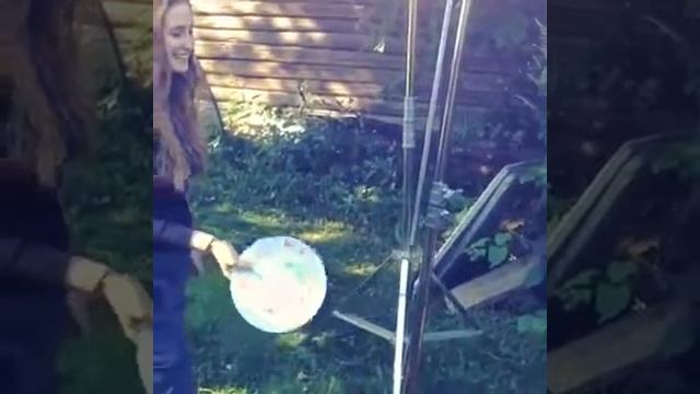 Первый кадр снят! Тарелка разбита! 